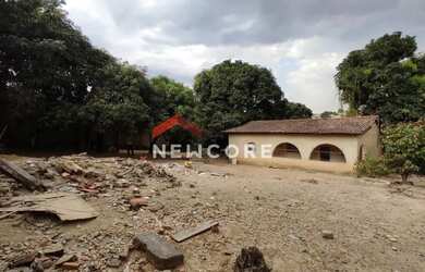 Imagem: O terreno possui 1.440m² de Área e está localizado em Veneza