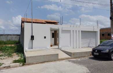 Imagem 1: Casa 2/4 no Salles Jardins para financiamento por R$240 mil