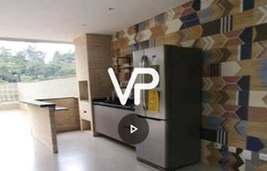 Imagem: A casa possui 4 Dormitórios, 5 Banheiros, 5 Vagas na garagem