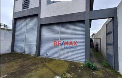 Imagem: O depósito possui 3 Vagas na garagem, 380m² de Área e está