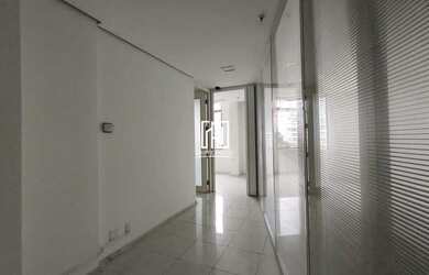 Imagem: O depósito possui 141m² de Área e está localizado em Barra