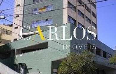 Imagem: O depósito possui 2 Vagas na garagem, 220m² de Área e está