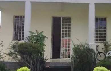 Imagem: A casa em condomínio à venda possui 2 Dormitórios, 1 Banheiro