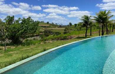 Imagem: O terreno possui 1.600m² de Área e está localizado em Mar