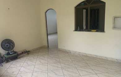 Imagem: A casa possui 2 Dormitórios, 1 Banheiro, 80m² de Área e