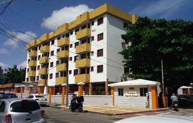 Imagem: O apartamento possui 3 Dormitórios, 2 Banheiros, 1 Vaga na