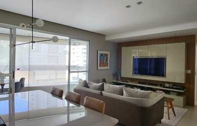 Imagem: O apartamento possui 3 Dormitórios, 2 Banheiros, 2 Vagas na