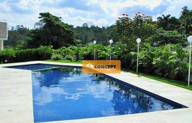 Imagem: A casa em condomínio possui 4 Dormitórios, 5 Banheiros, 5