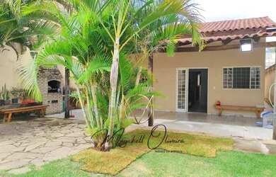 Imagem: A casa em condomínio possui 3 Dormitórios, 2 Banheiros, 5