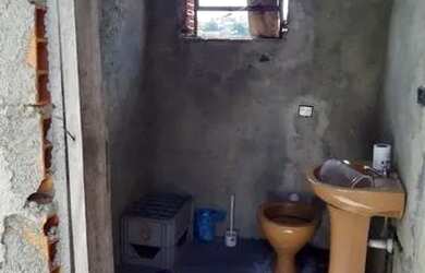 Imagem: O depósito possui 4 Vagas na garagem, 230m² de Área e está