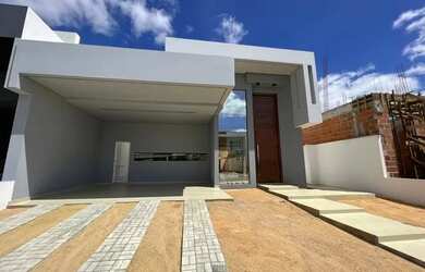 Imagem: A casa em condomínio possui 3 Dormitórios, 4 Banheiros, 2