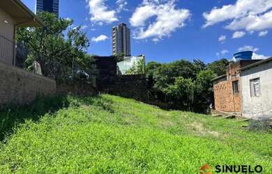 Imagem: O terreno possui 372m² de Área e está localizado em Jardim