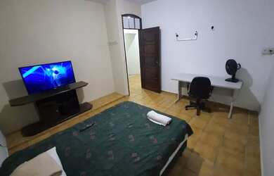 Imagem: O apartamento possui 2 Dormitórios, 1 Banheiro, Imóvel mobiliado