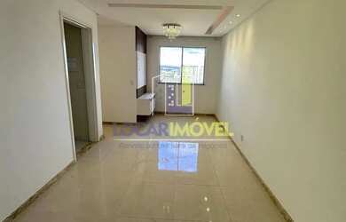 Imagem: O apartamento possui 3 Dormitórios, 1 Banheiro, 1 Vaga na garagem