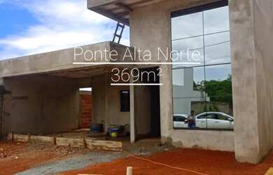 Imagem: A casa em condomínio possui 3 Dormitórios, 3 Banheiros, 2