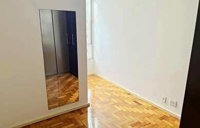 Imagem 10: FLAMENGO - Rua Marques de Abrantes - 2 quartos reformado e armários