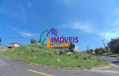 Imagem: O terreno possui 1.929m² de Área e está localizado em Chácaras