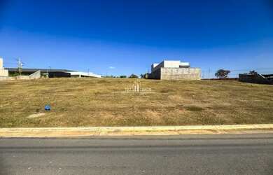 Imagem: O terreno possui 313m² de Área e está localizado em Jardins