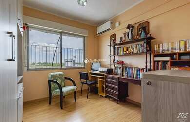 Imagem: O apartamento possui 3 Dormitórios, 2 Banheiros, 1 Vaga na