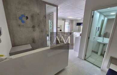 Imagem: O depósito possui 2 Vagas na garagem, 52-0m² de Área e está