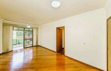 Imagem: O apartamento possui 3 Dormitórios, 2 Banheiros, 2 Vagas na