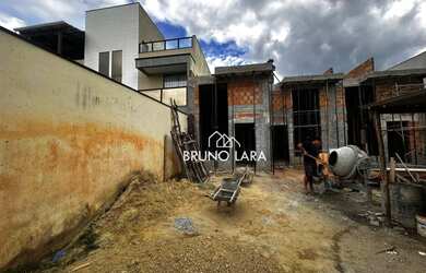 Imagem 4: Casa á venda em Betim, MG no bairro Guarujá Mansões