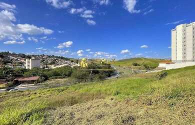 Imagem: O depósito possui 2693000m² de Área e Imóvel novo e está