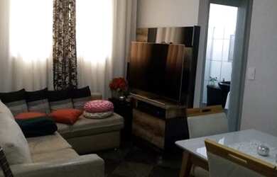 Imagem: O apartamento possui 2 Dormitórios, 1 Banheiro, 1 Vaga na garagem