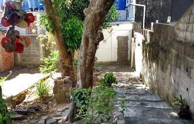 Imagem: A casa possui 3 Dormitórios, 1 Banheiro, 120m² de Área e