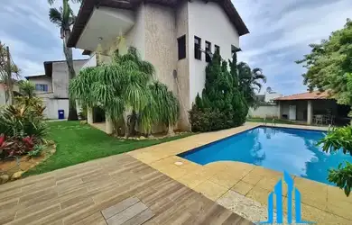 Imagem: A casa possui 5 Dormitórios, 4 Banheiros, 5 Vagas na garagem