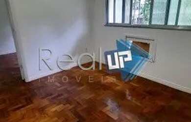 Imagem: O apartamento possui 2 Dormitórios, 2 Banheiros, 47m² de Área