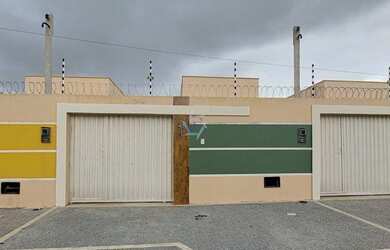 Imagem: A casa possui 2 Dormitórios, 1 Banheiro, 1 Vaga na garagem