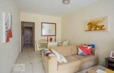 Imagem: A casa possui 2 Dormitórios, 4 Banheiros, 1 Vaga na garagem