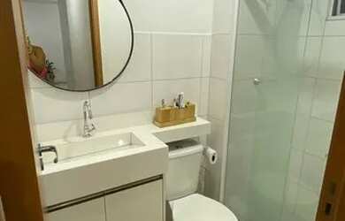 Imagem: O apartamento possui 2 Dormitórios, 1 Banheiro, 1 Vaga na garagem