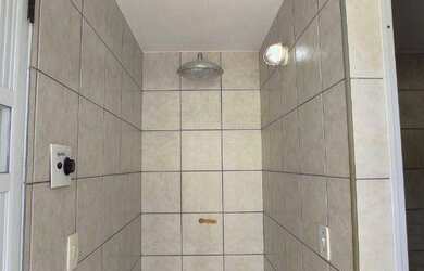 Imagem 5: Casa com 4 Quartos à Venda, 155 m² por R$ 1.800.000 - Itaipu - Niterói/RJ