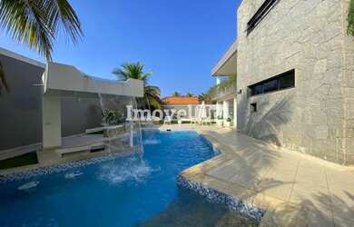 Imagem: A casa em condomínio possui 4 Dormitórios, 5 Banheiros, 4