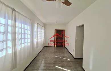 Imagem: A casa para alugar possui 3 Dormitórios, 1 Banheiro e 80m²