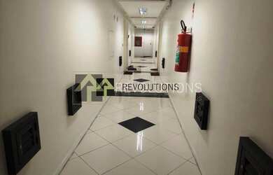 Imagem: O depósito possui 1 Vaga na garagem, 32m² de Área e está