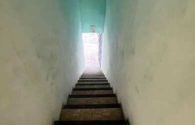 Imagem: A casa possui 2 Dormitórios, 1 Banheiro e está localizado