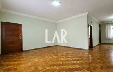 Imagem: O apartamento possui 4 Dormitórios, 3 Banheiros, 1 Vaga na