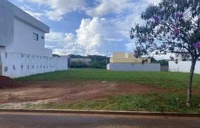 Imagem: O terreno possui 374m² de Área e está localizado em Jk Nova