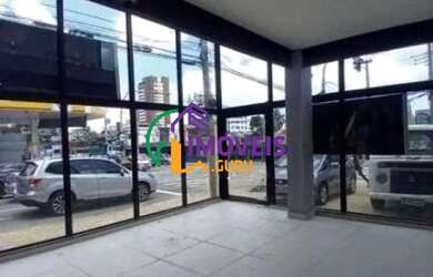 Imagem: O depósito possui 4 Vagas na garagem e 140m² de Área e está