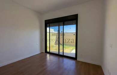 Imagem 8: Oportunidade - Casa Sobrado - Condomínio Vivant Urbanova - 3 Dormitórios - 317,60m²