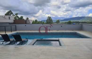 Imagem: A casa em condomínio possui 3 Dormitórios, 5 Banheiros, 5