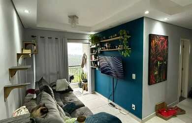 Imagem: O apartamento possui 2 Dormitórios, 1 Banheiro, 1 Vaga na garagem