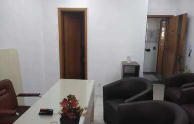 Imagem: O depósito possui 40m² de Área e está localizado em Centro