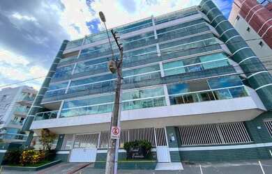 Imagem: O apartamento possui 4 Dormitórios, 5 Banheiros, 3 Vagas na