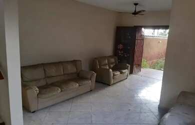 Imagem 7: Casa duplex com 2 suítes - A poucos metros da praia