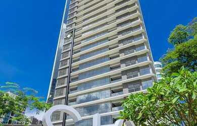 Imagem: O apartamento possui 3 Dormitórios, 1 Banheiro, 3 Vagas na