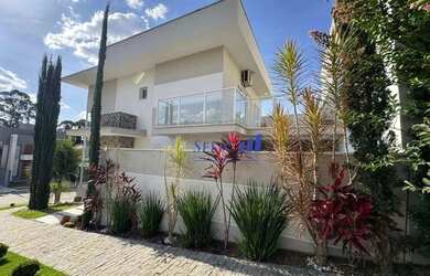 Imagem: A casa em condomínio possui 3 Dormitórios, 3 Banheiros, 4